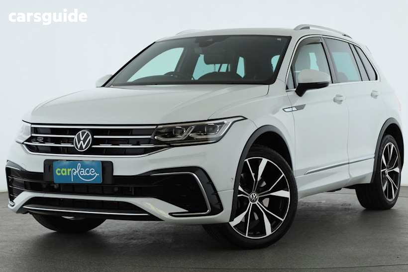 White 2024 Volkswagen Tiguan Wagon 162Tsi R-Line