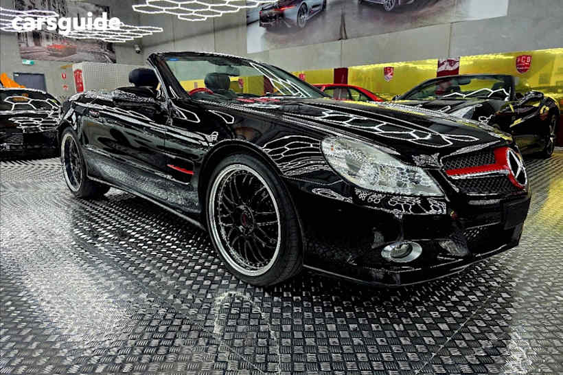 Black 2010 Mercedes-Benz SL-Class Sedan SL350 R