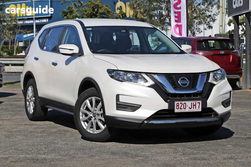 White 2017 Nissan X-Trail SUV ST F