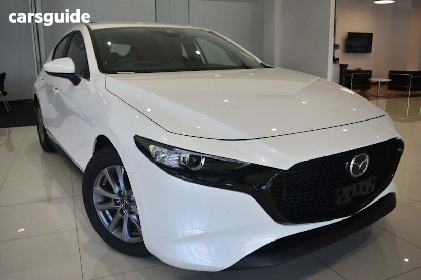 White 2025 Mazda 3 Hatchback G20 Pure