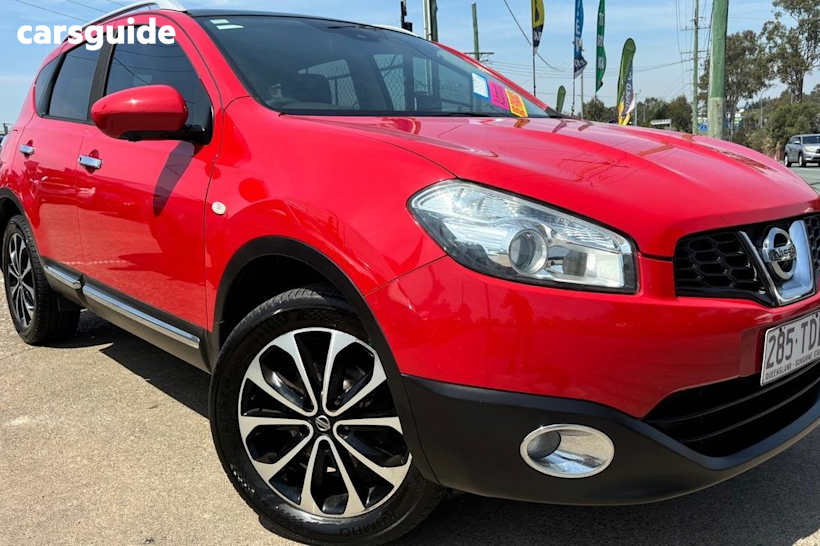 Red 2013 Nissan Dualis SUV TI-L (4X2)