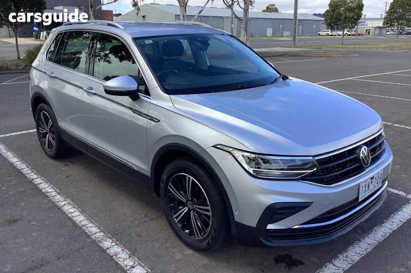 Silver 2023 Volkswagen Tiguan Wagon 110Tsi Life