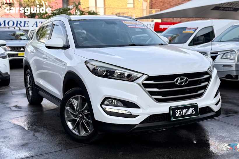 White 2017 Hyundai Tucson SUV ACTIVE X F