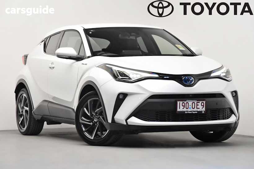 White 2023 Toyota C-HR SUV KOBA F