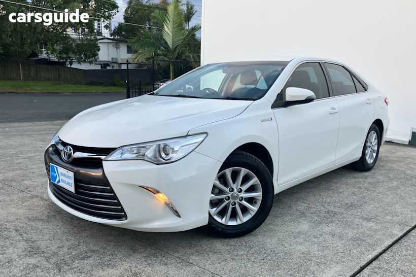 White 2017 Toyota Camry Sedan Altise Hybrid