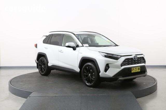 White 2024 Toyota RAV4 Wagon Cruiser (Awd) Hybrid
