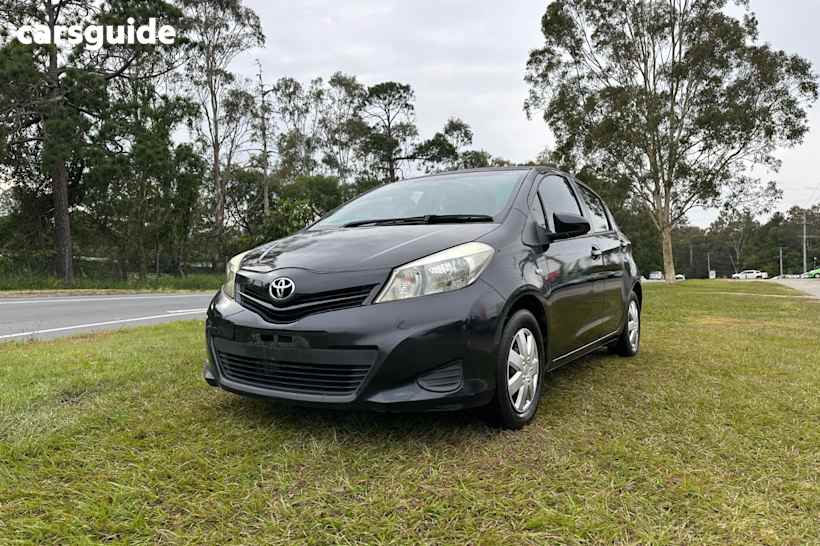 Black 2011 Toyota Yaris Hatchback Yr