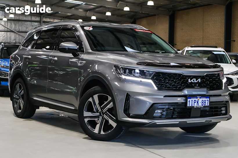 Grey 2022 Kia Sorento SUV SPORT+ 4X4
