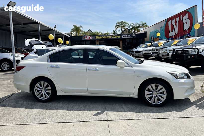 White 2011 Honda Accord Sedan VTI-L F