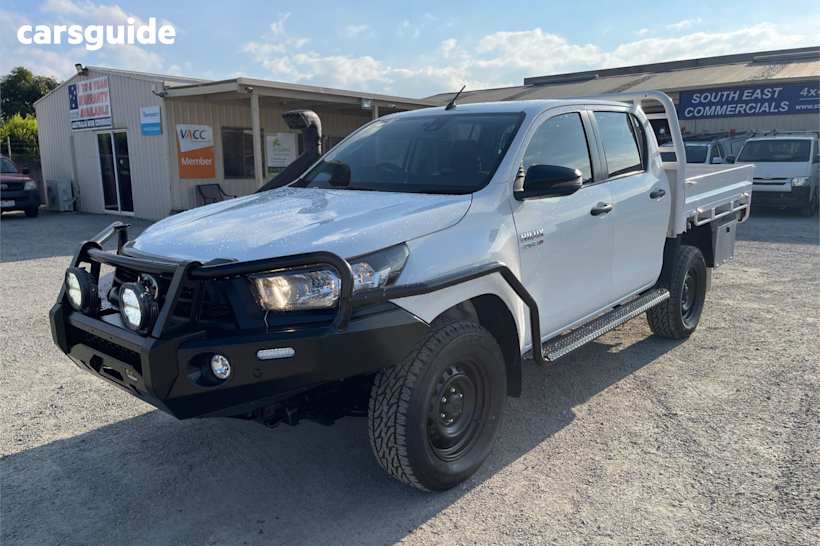 White 2021 Toyota Hilux Double Cab Chassis Sr (4X4)