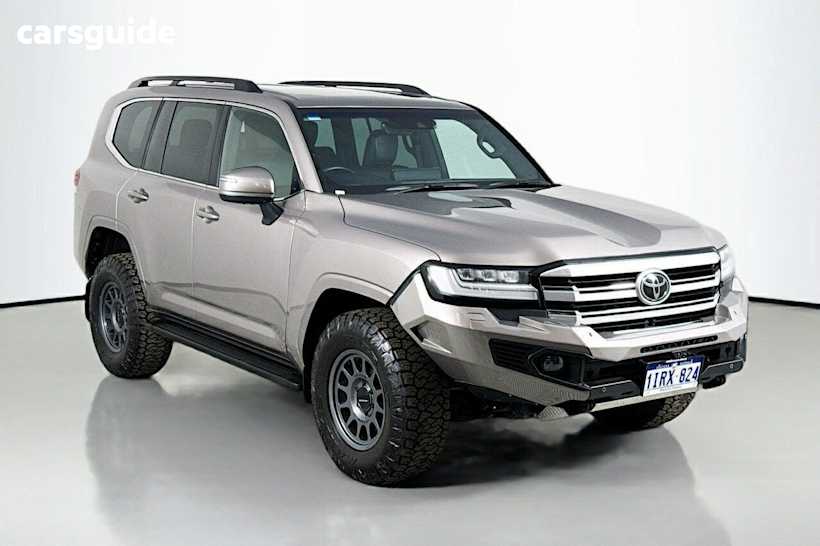 Brown 2024 Toyota Landcruiser Wagon Lc300 Vx (4X4)