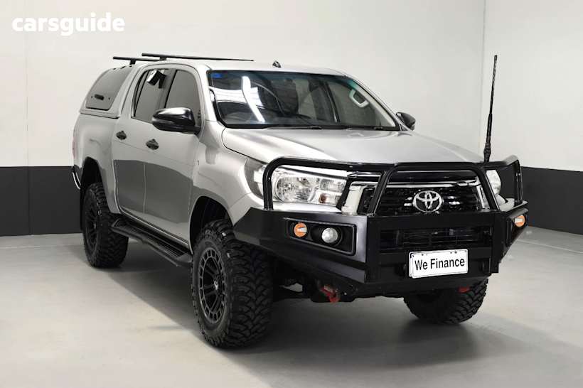 Silver 2018 Toyota Hilux Dual Cab Chassis Sr (4X4)