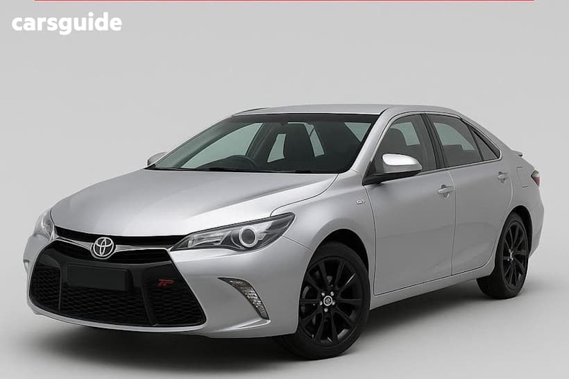 Silver 2017 Toyota Camry Sedan Rz S.E.