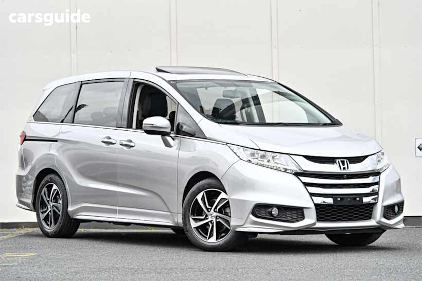 Silver 2016 Honda Odyssey SUV VTI-L F