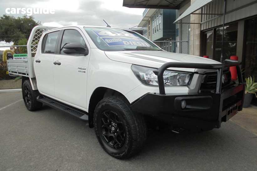 White 2021 Toyota Hilux Ute Tray SR 4X4