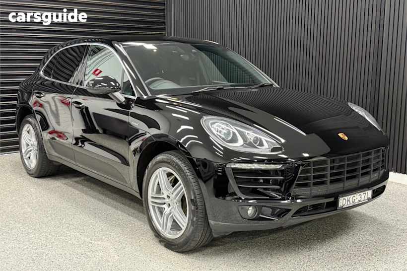 Black 2016 Porsche Macan SUV S DIESEL 4WD