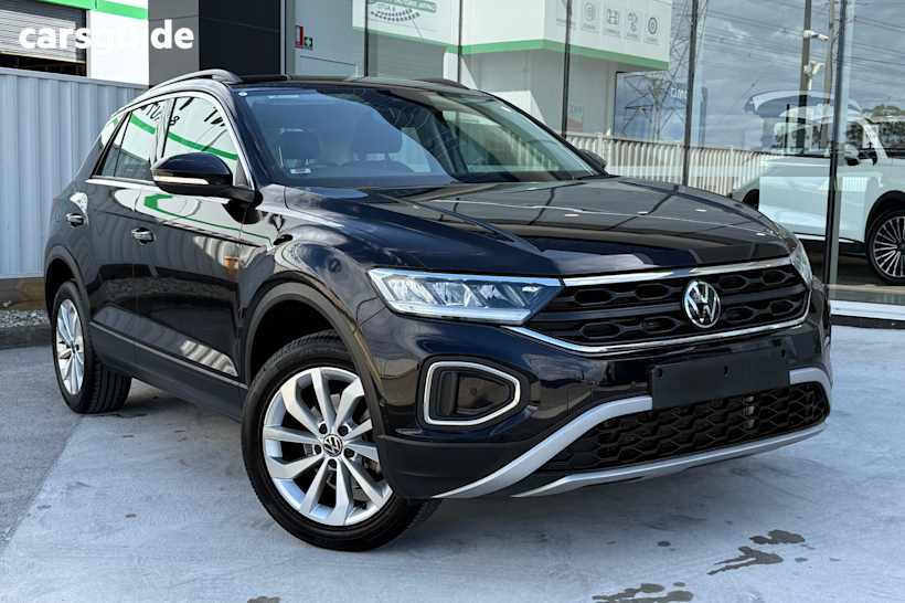 Black 2023 Volkswagen T-ROC SUV CITYLIFE F