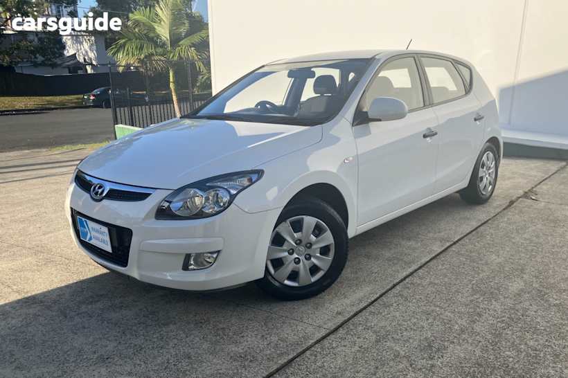 White 2011 Hyundai I30 Hatchback Sx