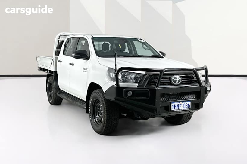 White 2022 Toyota Hilux Double Cab Chassis Sr (4X4)