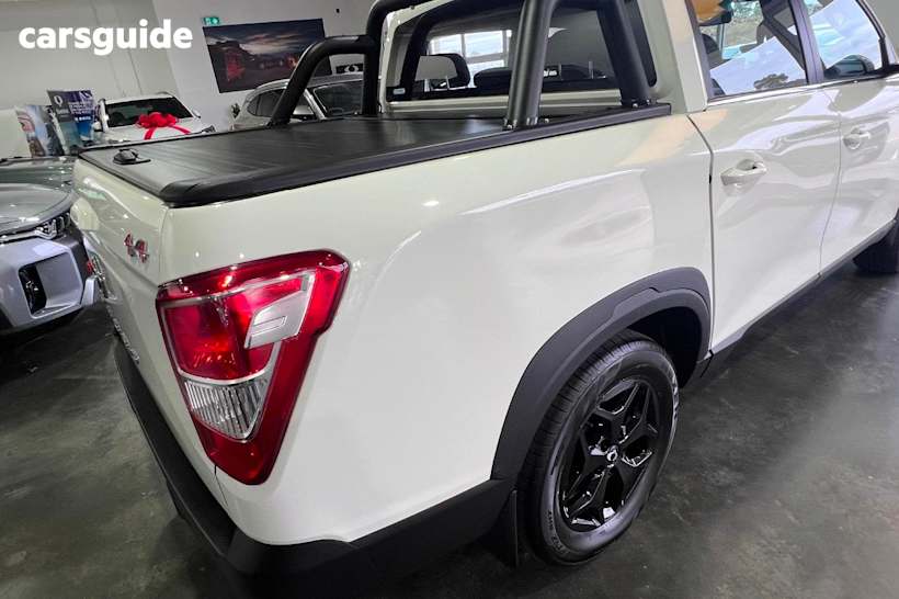 White 2024 KGM Ssangyong Musso Ute Tray ADVENTURE