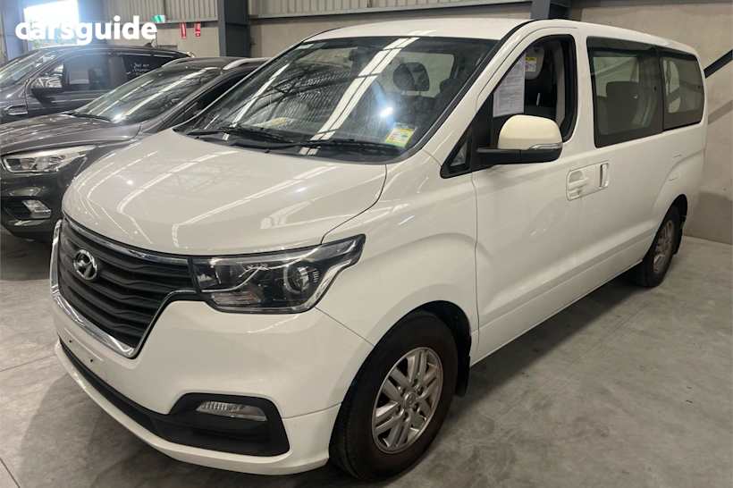 White 2021 Hyundai Imax SUV ACTIVE R
