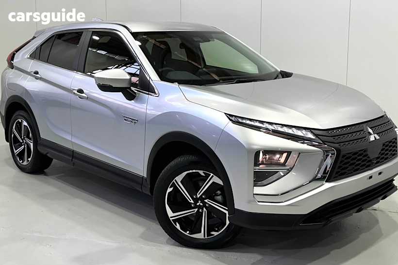 Silver 2024 Mitsubishi Eclipse Cross SUV PHEV ES 4X4