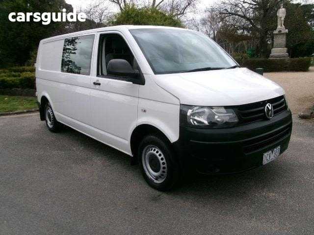 White 2014 Volkswagen Transporter SUV TDI340 F