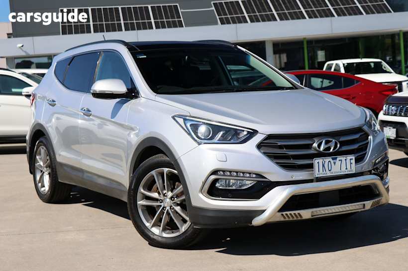Silver 2016 Hyundai Santa FE SUV HIGHLANDER 4X4