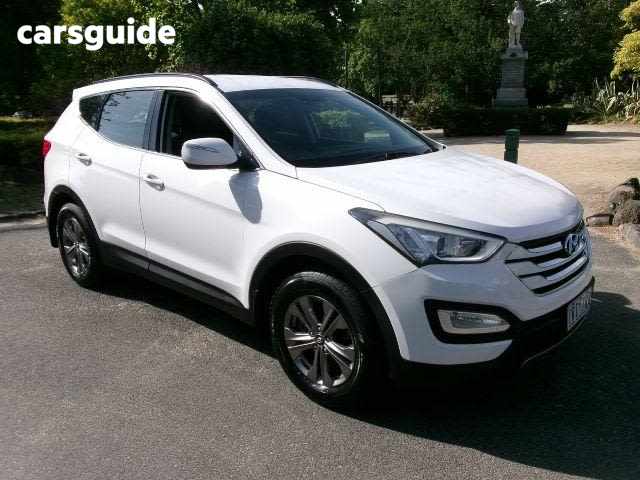 White 2013 Hyundai Santa FE SUV ACTIVE 4X4