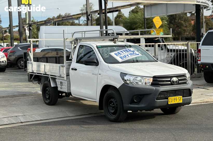 White 2020 Toyota Hilux Ute Tray WORKMATE R