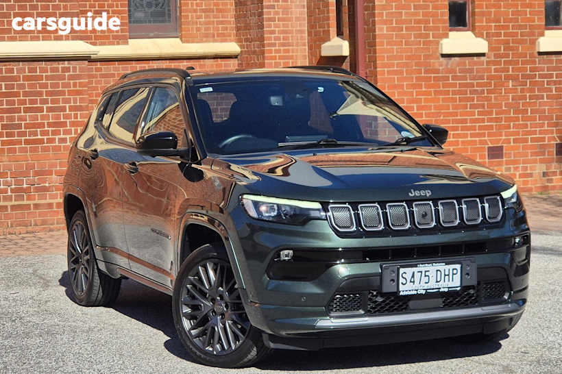 Green 2023 Jeep Compass SUV S-LIMITED 4X4