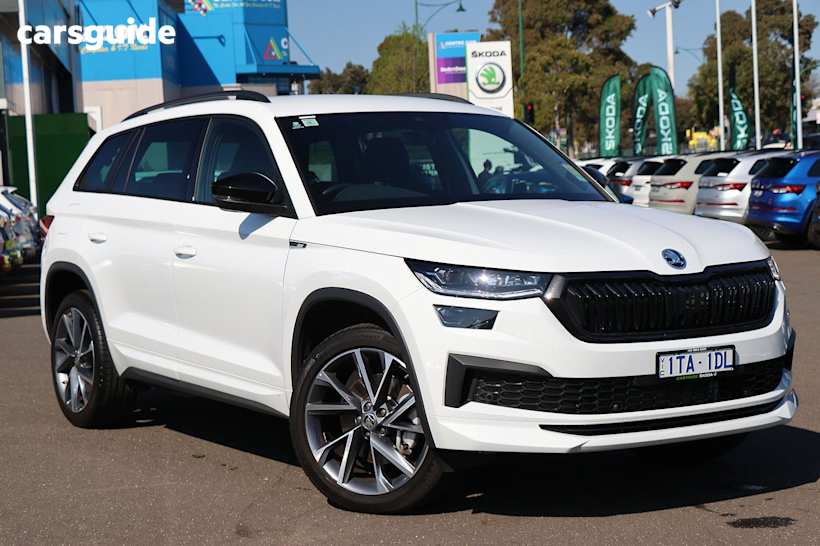 White 2024 Skoda Kodiaq SUV SPORTLINE 4X4
