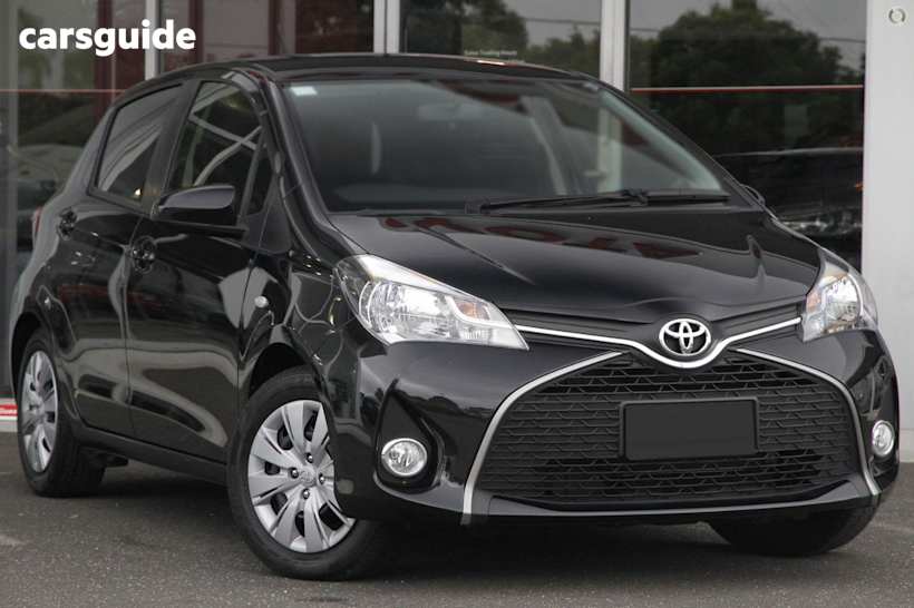 Black 2016 Toyota Yaris Hatch SX F