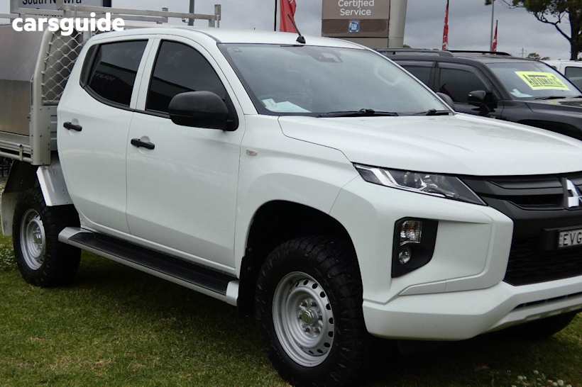 White 2022 Mitsubishi Triton Ute Tray GLX 4X4