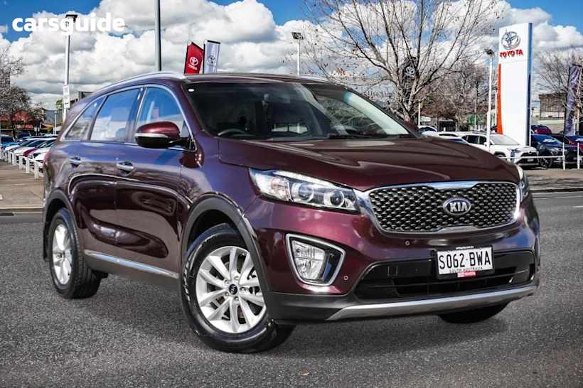 Red 2016 Kia Sorento SUV SI F