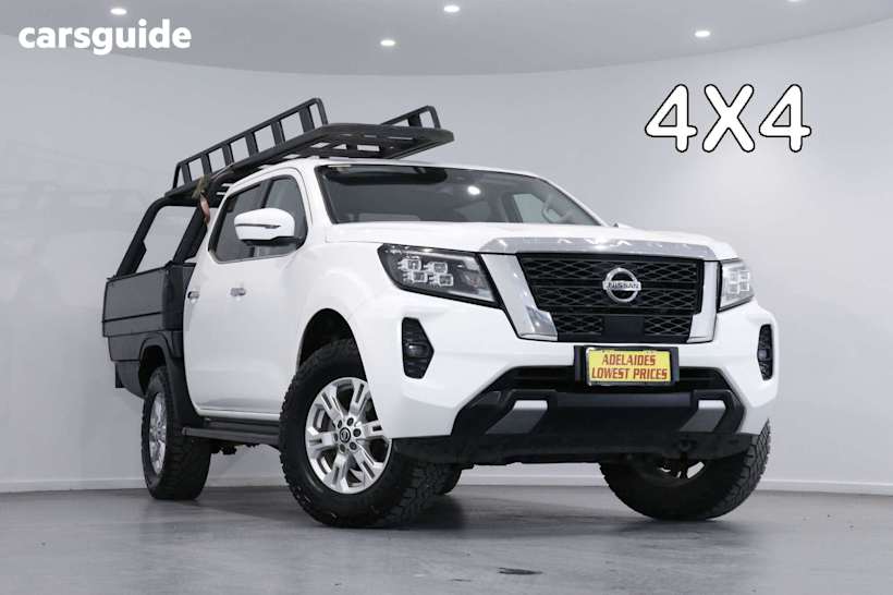 White 2021 Nissan Navara Ute Tray ST 4X4