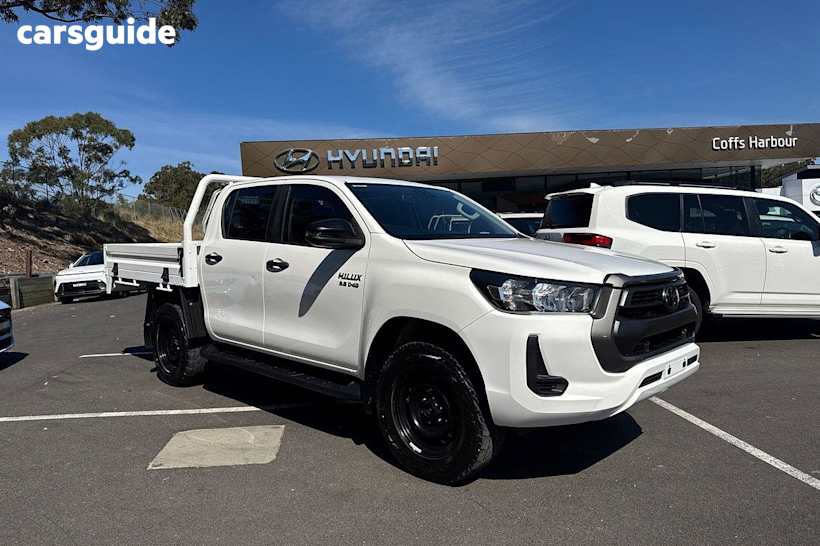 White 2022 Toyota Hilux Ute Tray SR 4X4