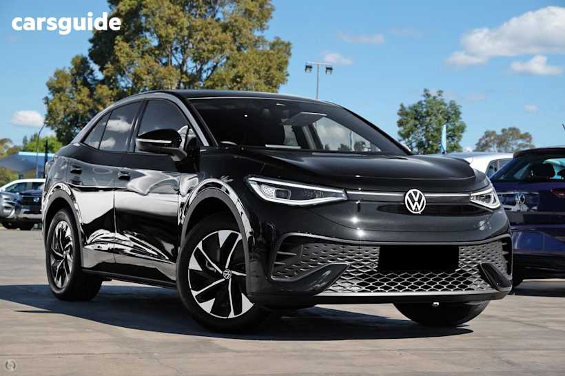 Black 2025 Volkswagen Id.5 SUV PRO R
