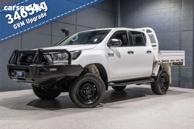 White 2021 Toyota Hilux Ute Tray SR 4X4