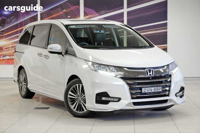 White 2018 Honda Odyssey OtherCar VTI-L F