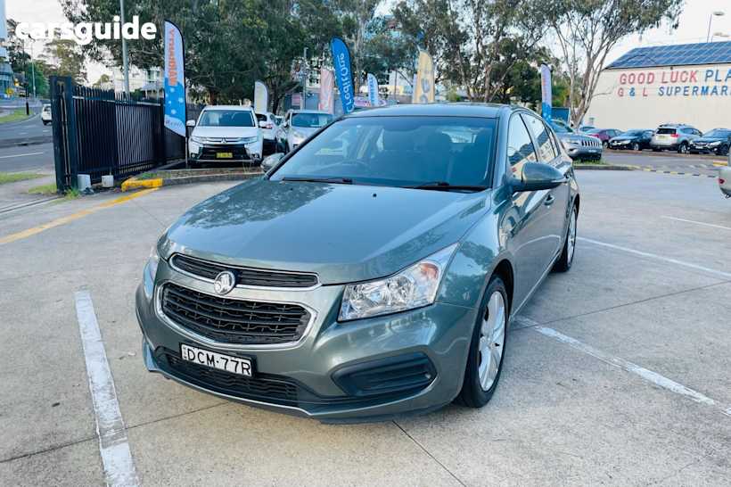Grey 2015 Holden Cruze Hatch EQUIPE F