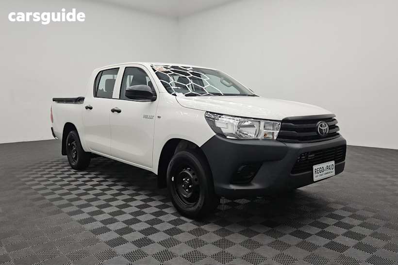 White 2022 Toyota Hilux Ute Tray WORKMATE R