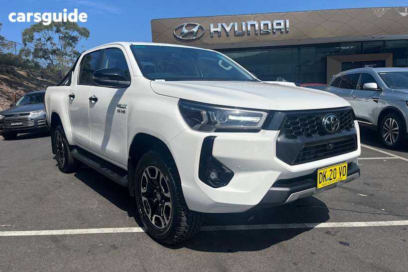White 2024 Toyota Hilux Ute Tray SR5 48V 4X4