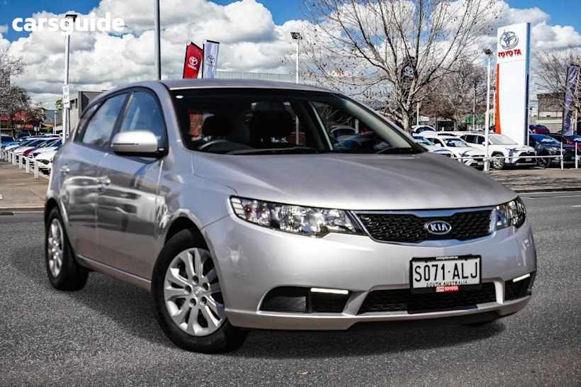 Silver 2010 Kia Cerato Hatch SI F