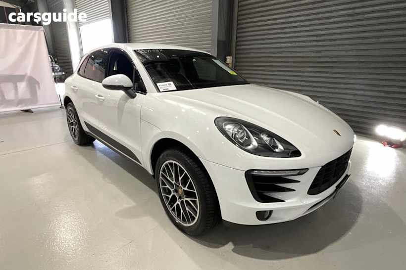 White 2015 Porsche Macan Wagon S Diesel