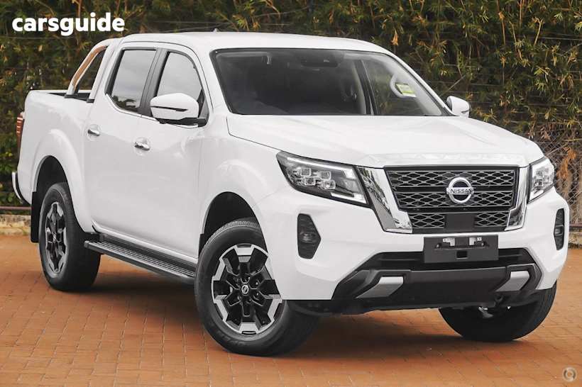 White 2025 Nissan Navara Ute Tray ST-X 4X4