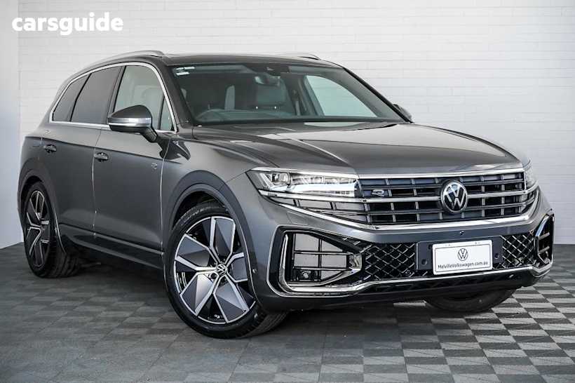 Grey 2025 Volkswagen Touareg Wagon 210Tdi R-Line