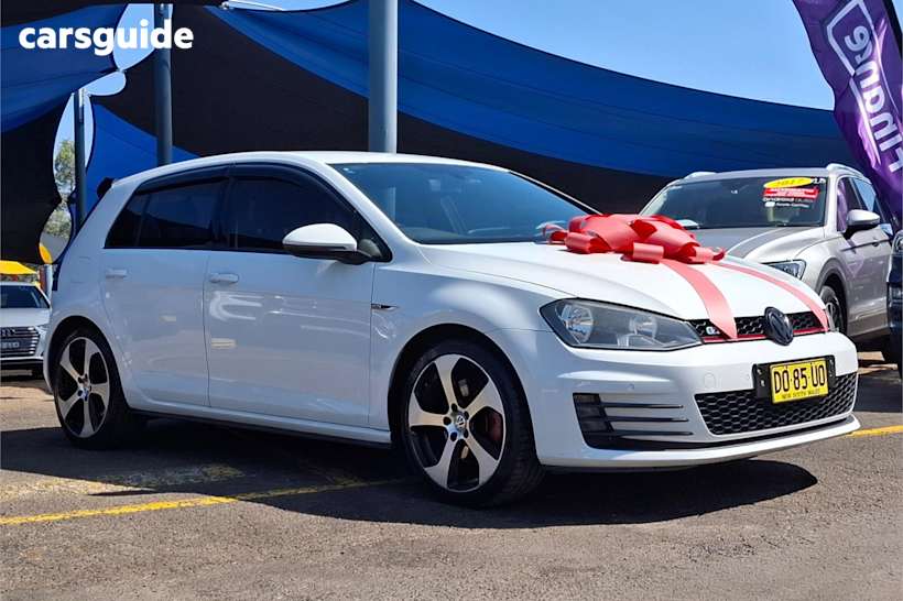 White 2014 Volkswagen Golf Hatch GTI F