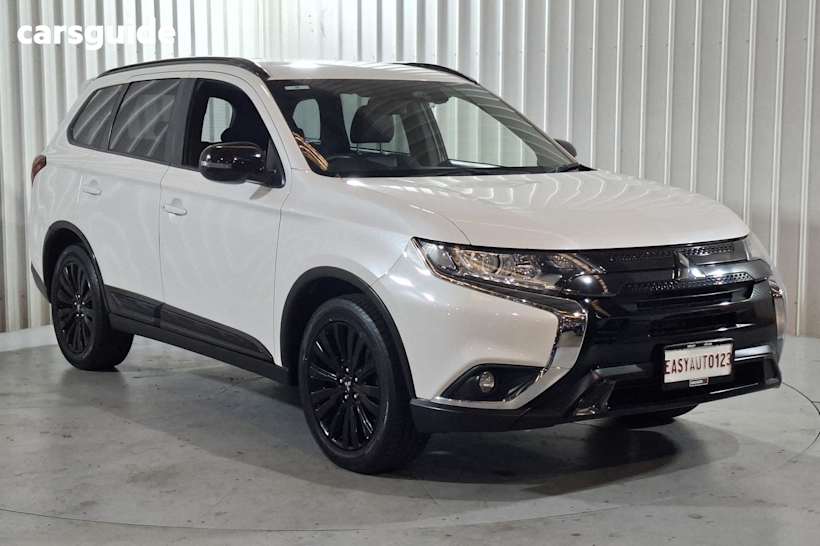 White 2020 Mitsubishi Outlander Wagon Black Edition 7 Seat (2Wd)