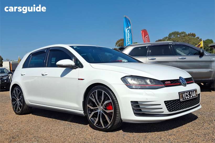 White 2015 Volkswagen Golf Hatch GTI PERFORMANCE F